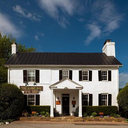 Ashby Inn & Restaurant Paris ภายนอก รูปภาพ