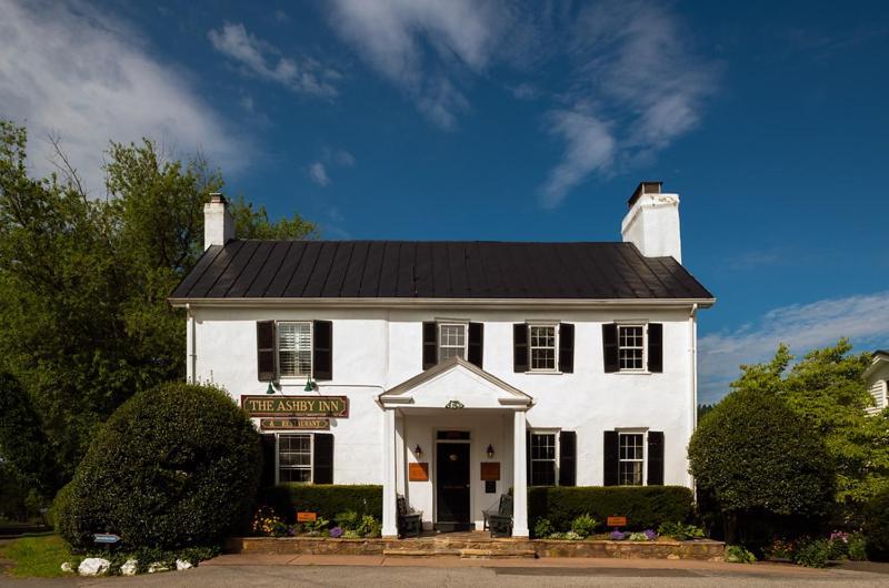 Ashby Inn & Restaurant Paris ภายนอก รูปภาพ