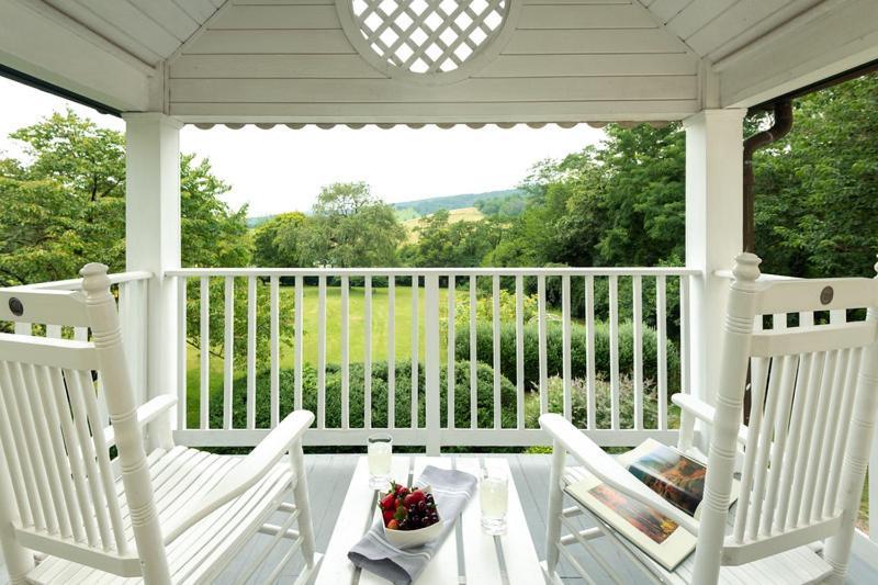 Ashby Inn & Restaurant Paris ภายนอก รูปภาพ