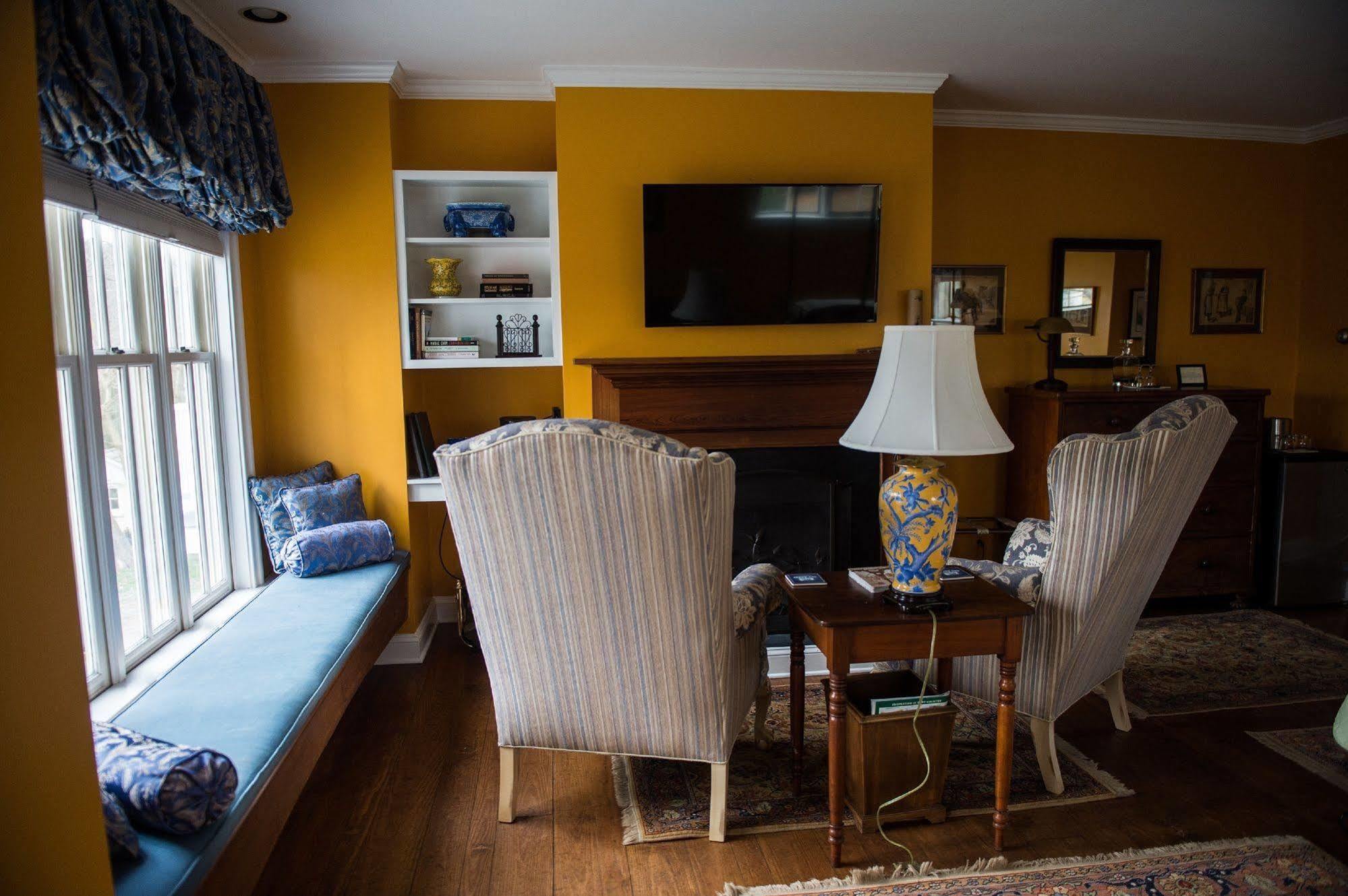 Ashby Inn & Restaurant Paris ภายนอก รูปภาพ